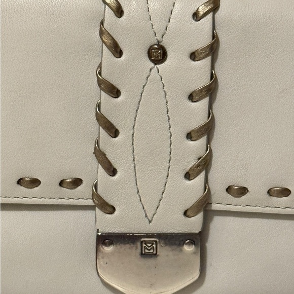 Micheal kors Stylish White Leather Women's Bag - Picture 9 of 14